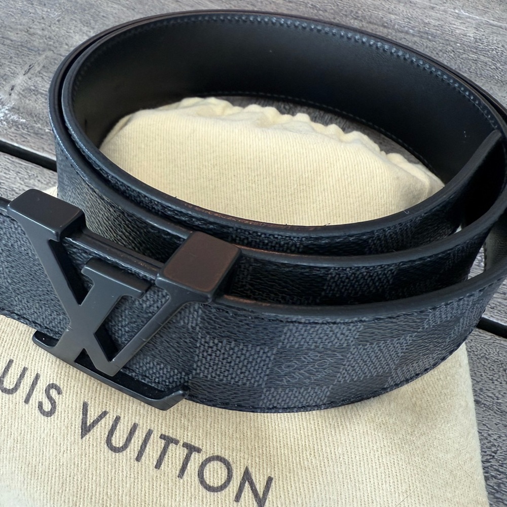 LV Initiales Damoflage 40mm Reversible Belt - Picture 3 of 6